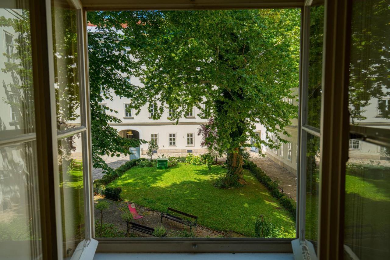 Vienna Residence, Am Heumarkt - Stadtpark Luaran gambar